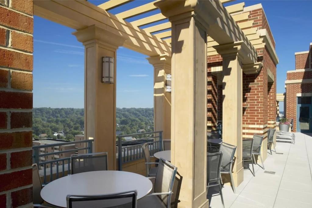Condo With Gym And Pool In Pentagon City 8Min To Dca Arlington Exterior foto